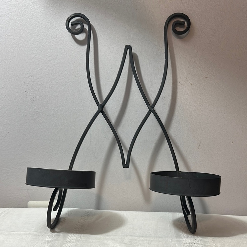 Black Metal Wall Sconce